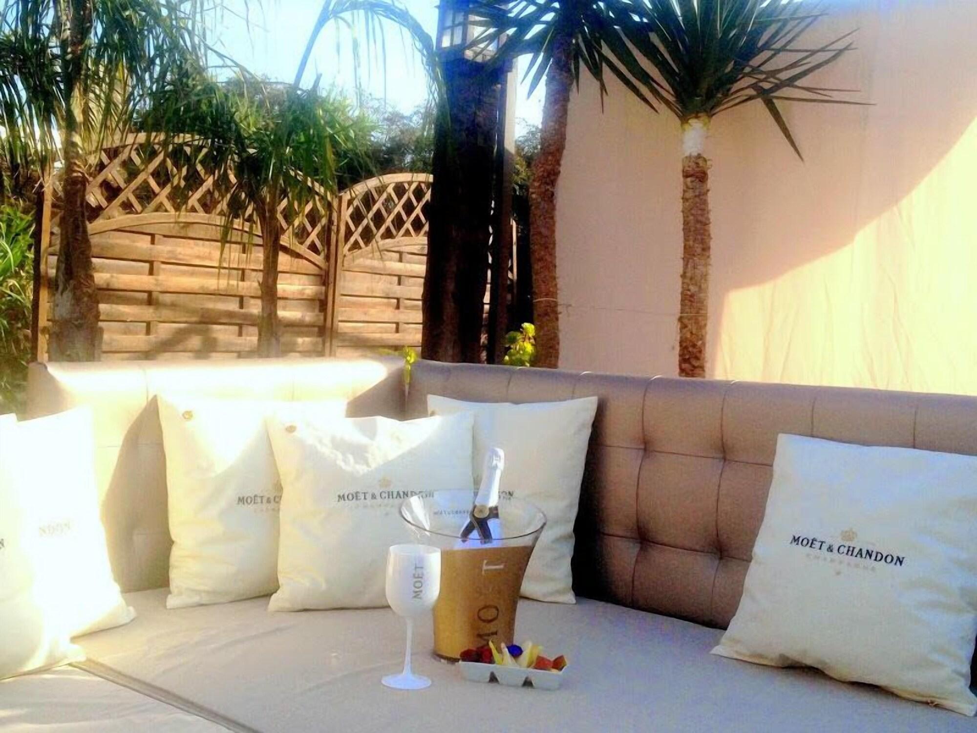 Hotel Boutique Varadero Zahara de los Atunes Luaran gambar
